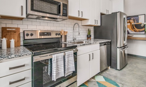 Townhomes vs Apartments in Pensacola Cover Image